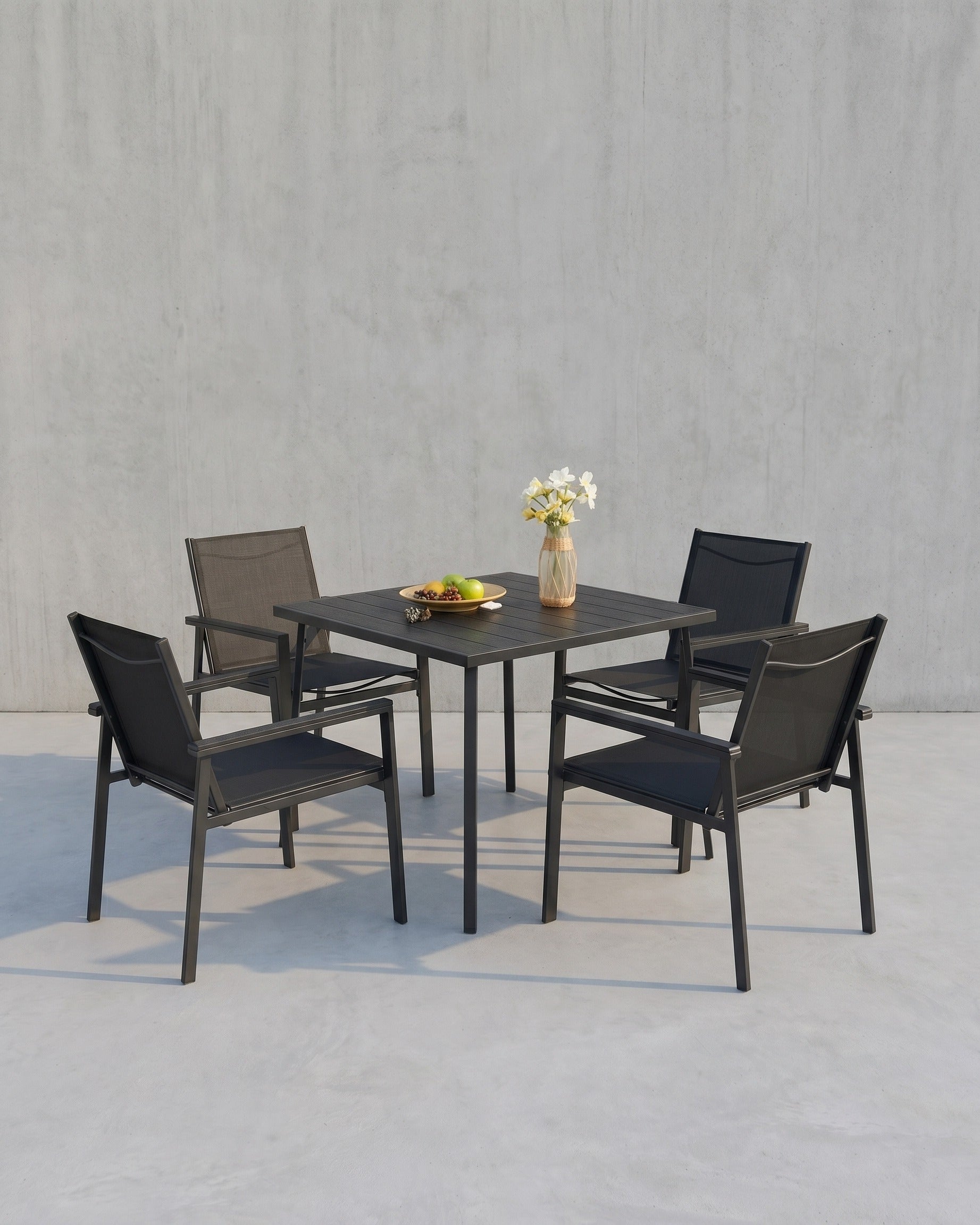 Tuinset 5 - delig - 4 Tuinstoelen met Tafel - Zwart - De Vries Meubels