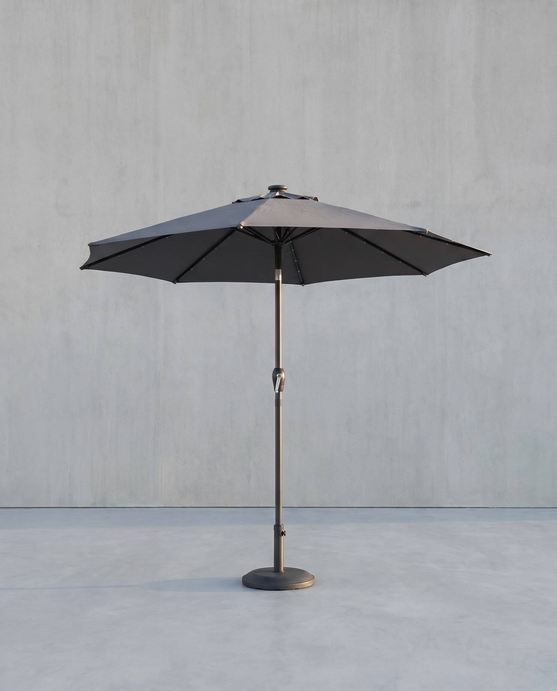 Solar LED Parasol Ø 2.7 of 3 Meter - Tuinparasol met Kantelfunctie