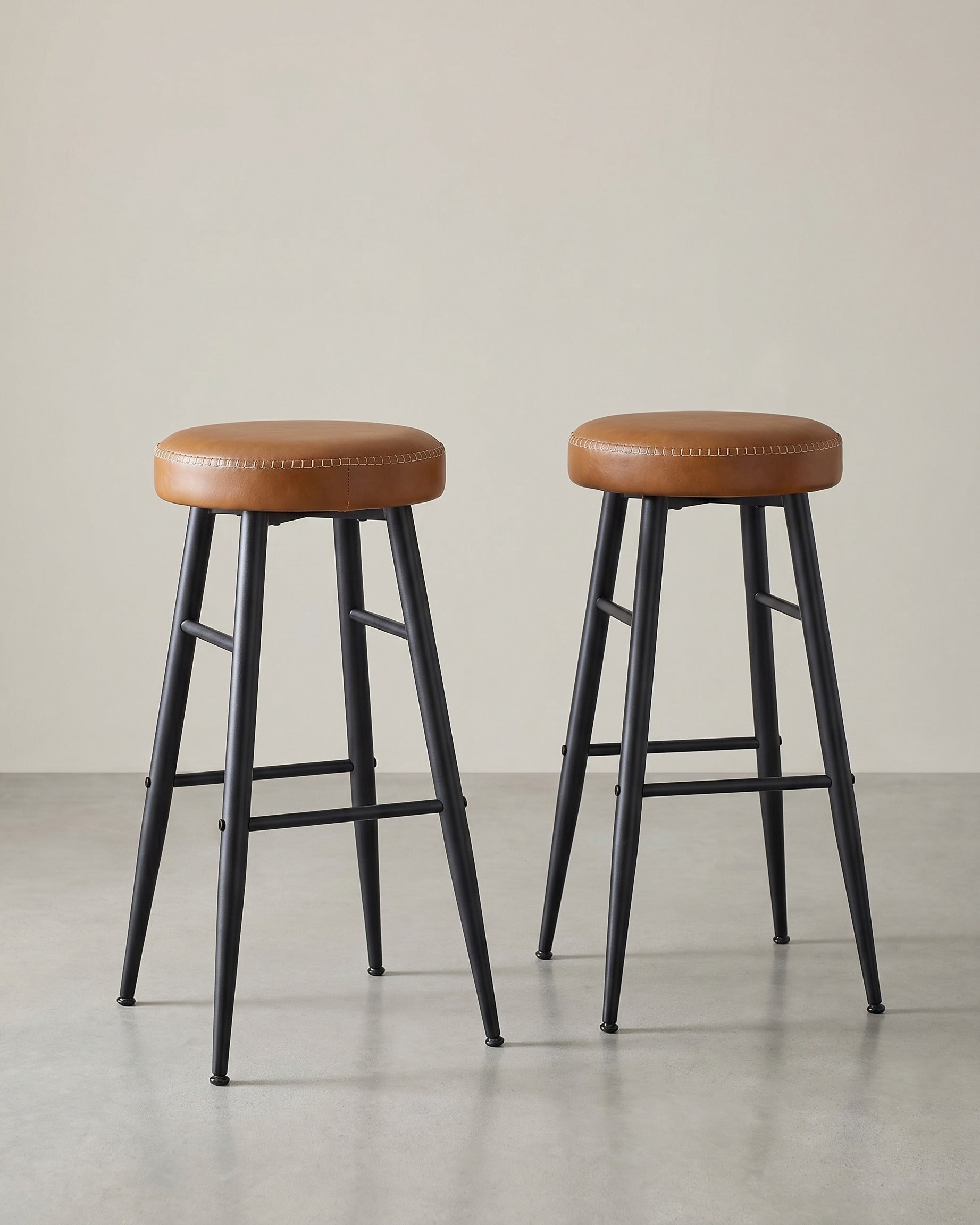 Set van 2 Barstoelen – EKHO Collectie – Kunstleer – Comfortabele Hoge Krukken met Voetsteun