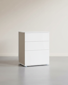 Nachtkastje met 3 Lades - Minimalistisch Design - De Vries Meubels