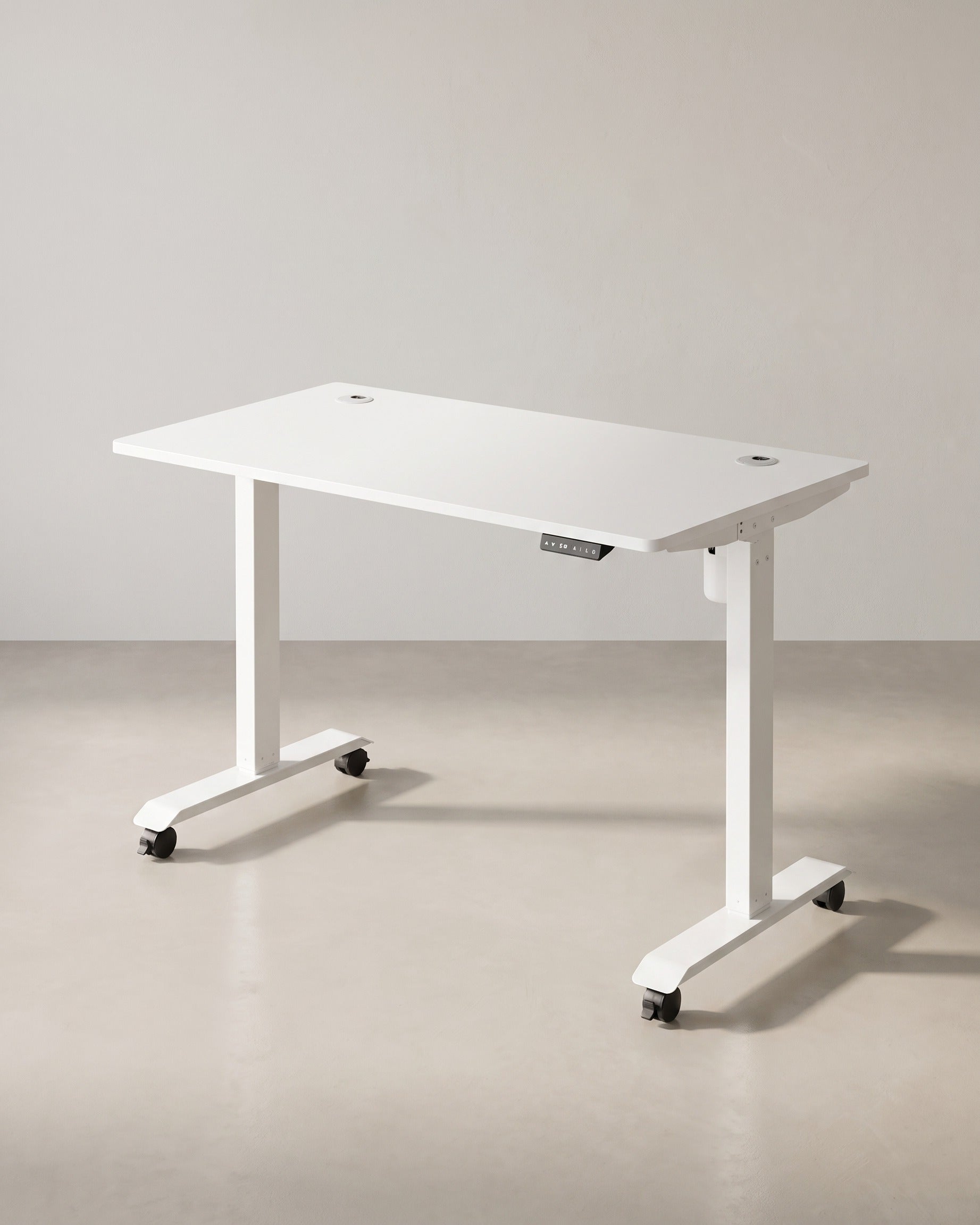 Elektrisch Verstelbaar Bureau - Sta Bureau - Met Wieltjes - Ergonomisch - De Vries Meubels