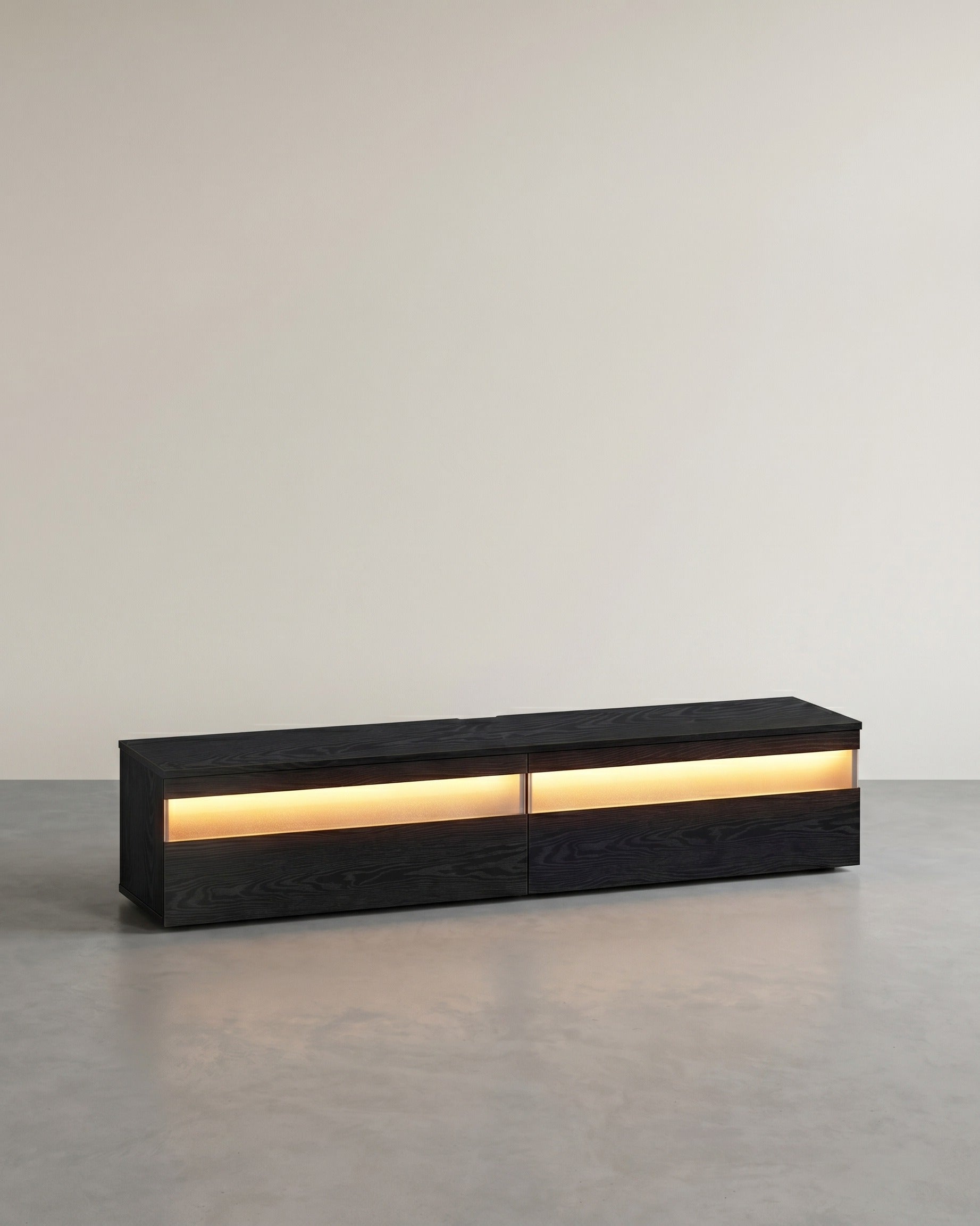 Zwevend TV-Meubel – Met LED-Verlichting en Oplaadstation - Inclusief Wandmontage