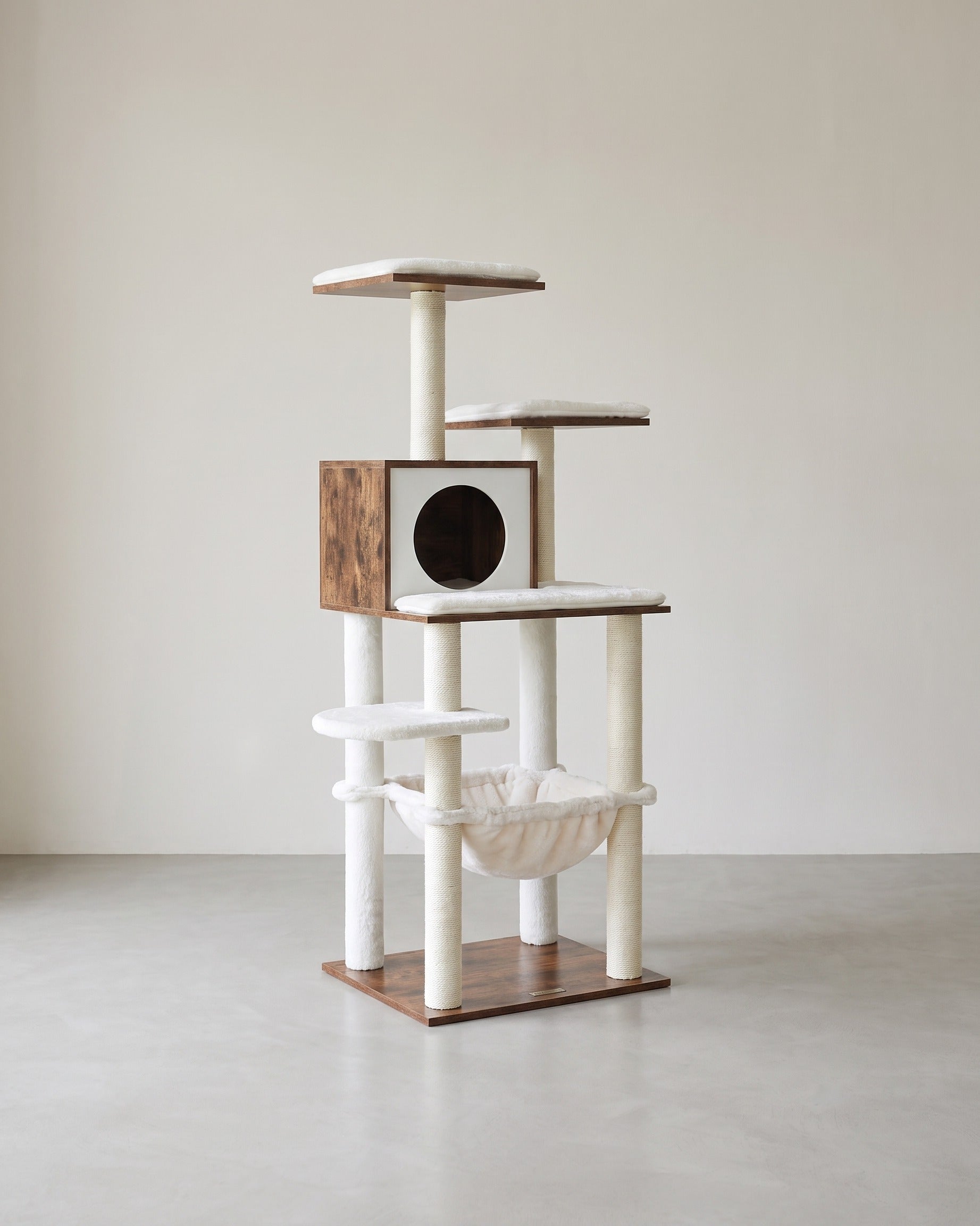 Kattenkrabpaal met Hangmat en Huisje – Modern Design in Grijs en Wit – Comfortabel en Duurzaam Speelparadijs