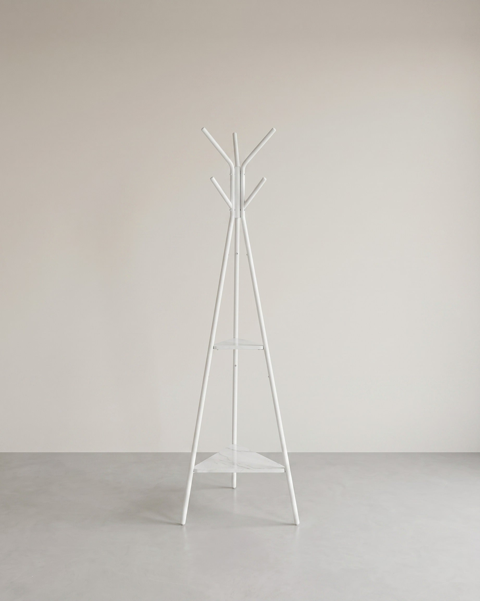 Garderobestandaard met Houten Legplanken – Minimalistisch Design – Stabiel & Ruimtebesparend