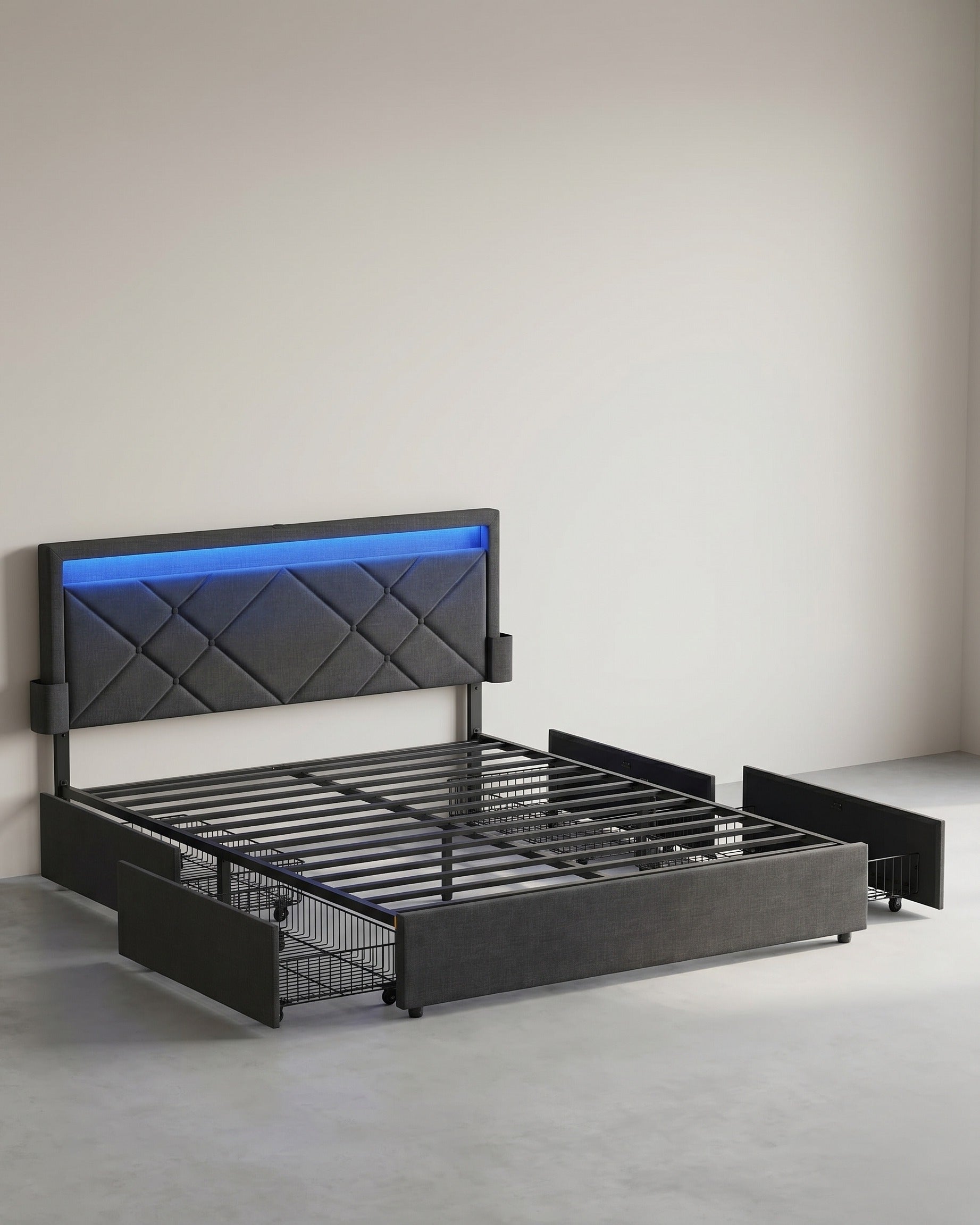 Multifunctioneel bedframe met LED - verlichting en opbergruimte - USB - aansluiting - De Vries Meubels